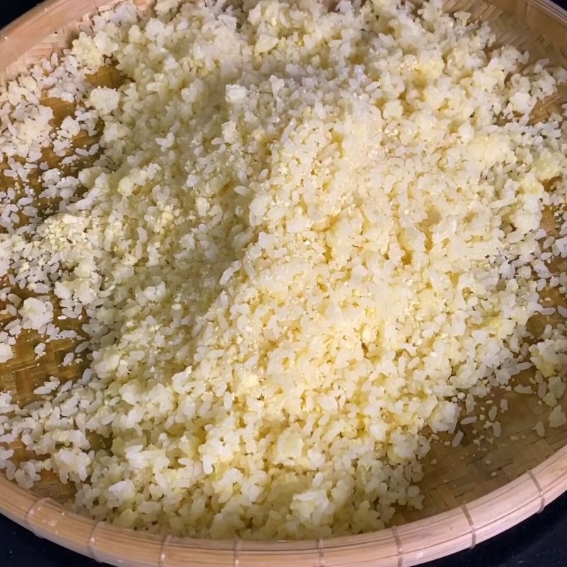 Bước 5 Vò xôi với đậu xanh và đường Xôi đậu xanh nước cốt dừa bằng xửng hấp