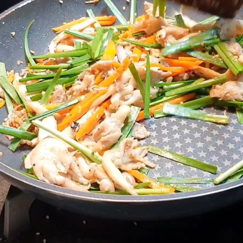 Bước 5 Xào nấm thập cẩm Nấm xào thập cẩm