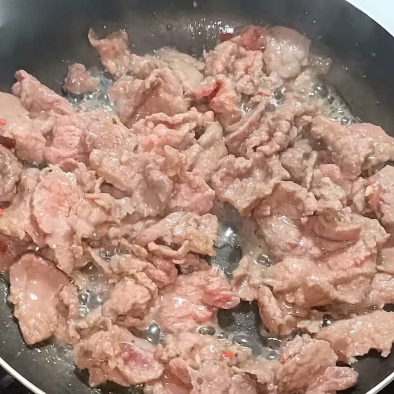 Bước 6 Xào thịt bò Gỏi bò rau muống