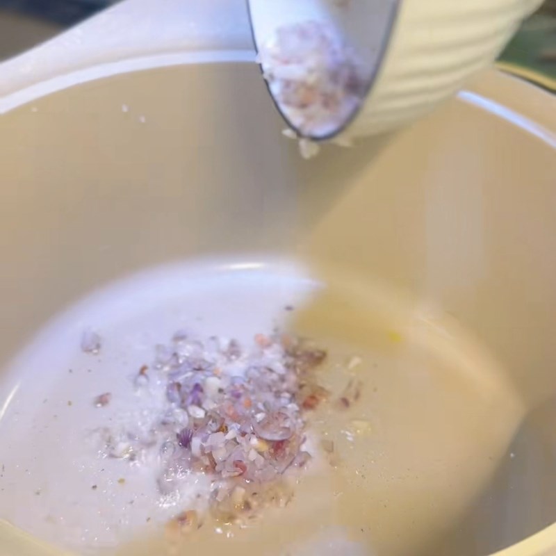 Bước 3 Xào và chưng thịt Mắm tép chưng tôm thịt