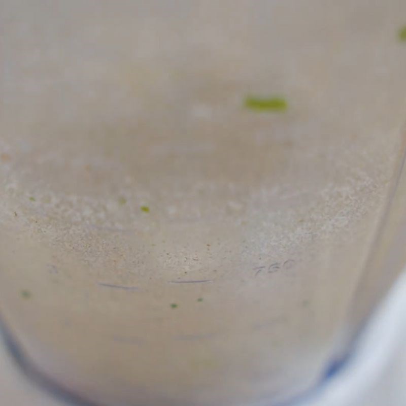 Bước 3 Thêm bột ngọt và xay mịn Muối tiêu chanh chấm gà