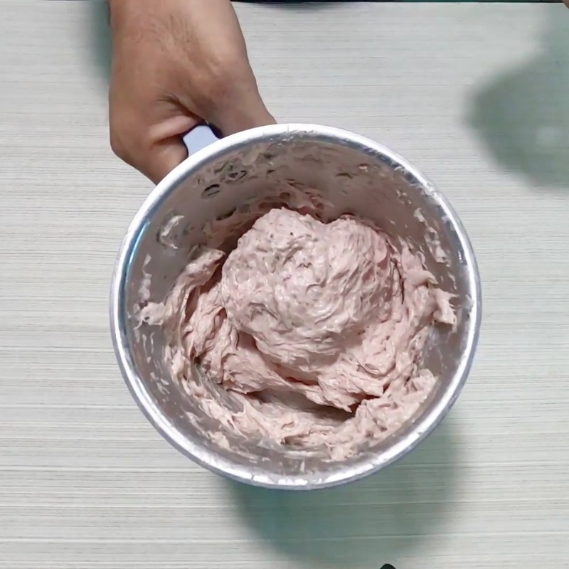 Bước 2 Xay thịt lần 1 (Quết giò sống) Giò lụa truyền thống