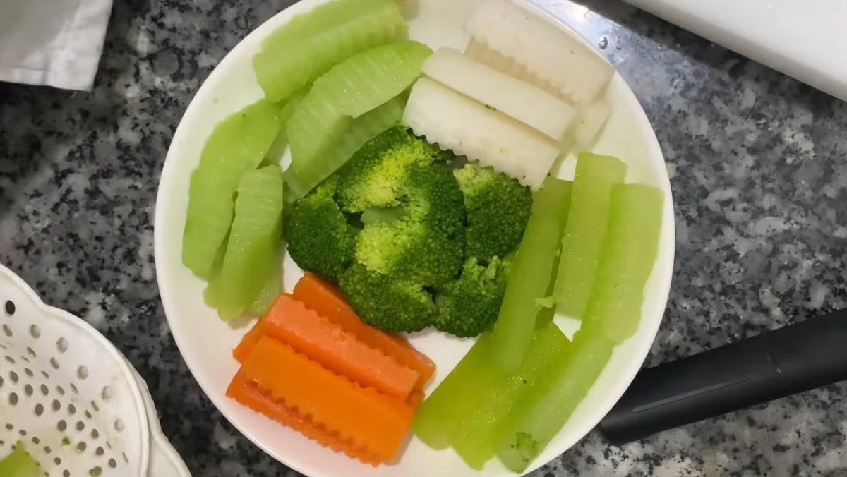 Rau củ luộc