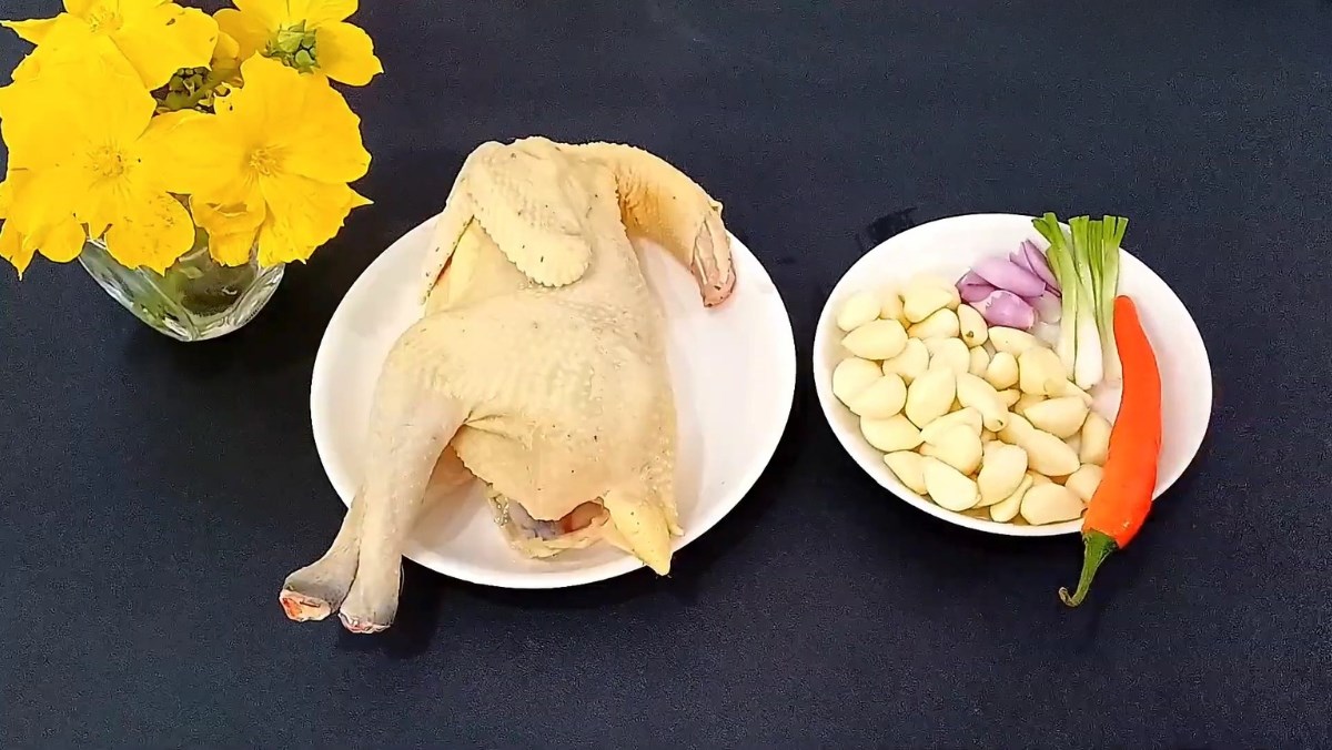 Nguyên liệu món ăn gà hấp tỏi