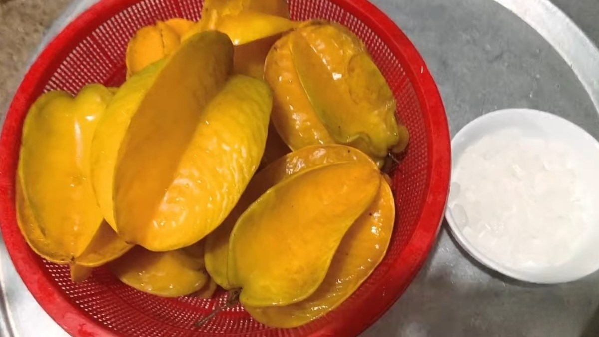 Nguyên liệu món ăn khế chua ngâm đường phèn