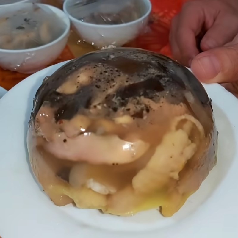 Bước 6 Thành phẩm Thịt gà nấu đông với chân giò