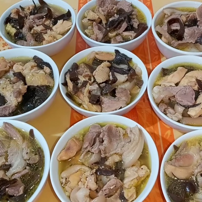 Bước 6 Thành phẩm Thịt gà nấu đông với chân giò