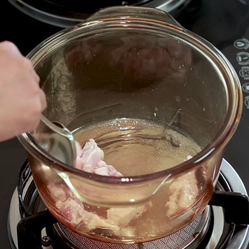 Bước 3 Chế biến sốt tương hột đậm đà cá bống mú chưng tương