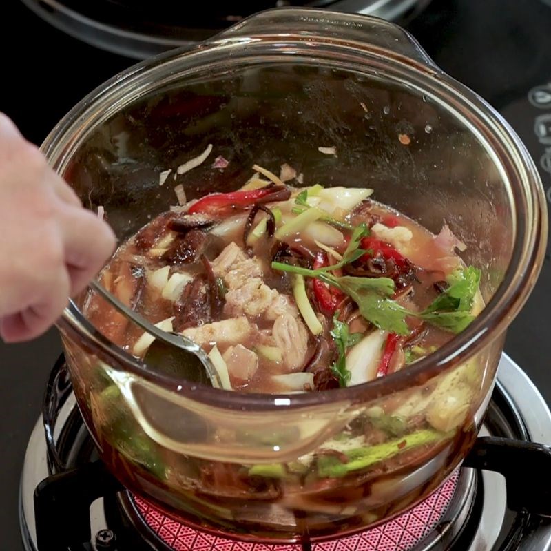 Bước 3 Chế biến sốt tương hột đậm đà cá bống mú chưng tương