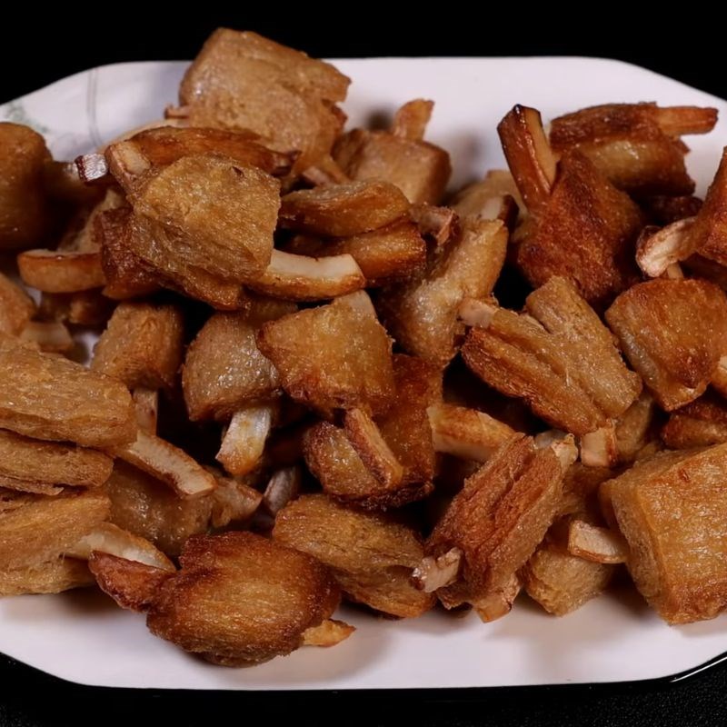 Bước 3 Chiên sườn non chay sườn non chay rim nước tương