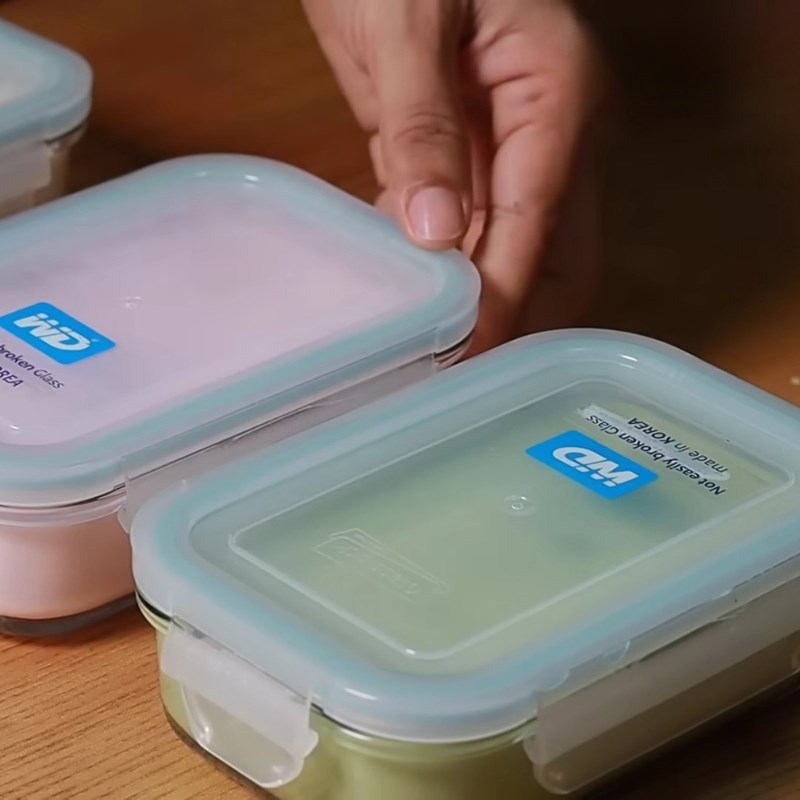 Bước 8 Đổ khuôn và làm đông thạch Chè khúc bạch bằng whipping cream