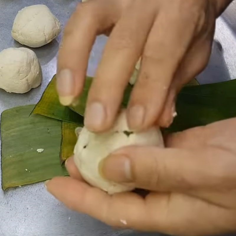 Bước 3 Gói bánh sắn Bánh sắn bằng bột sắn