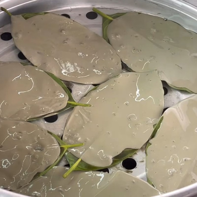Bước 4 Hấp bánh lá thúi địch Bánh lá thúi địch