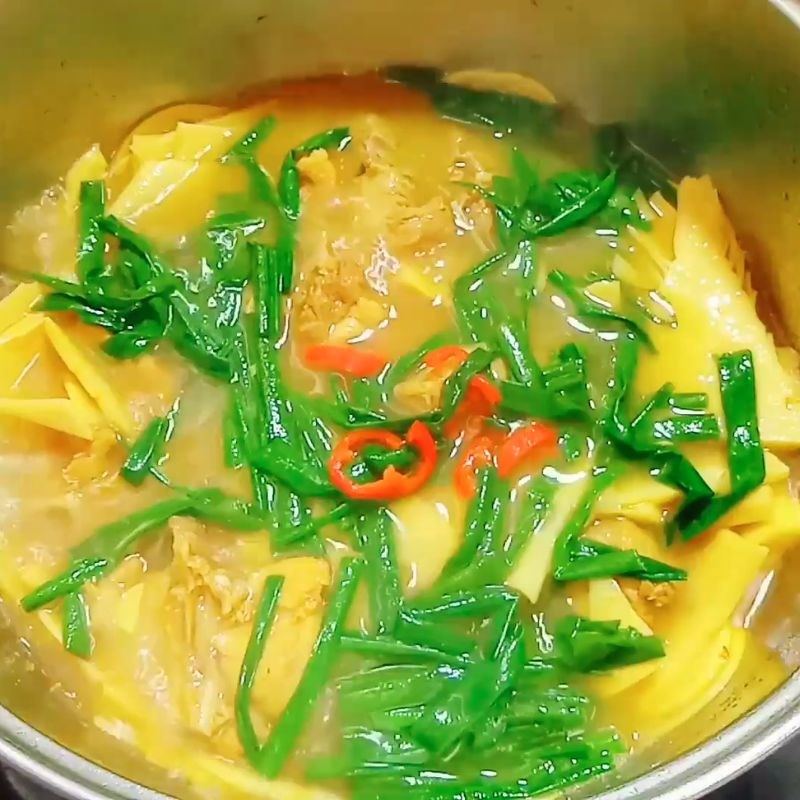 Bước 4 Hoàn thành món canh măng canh măng sườn