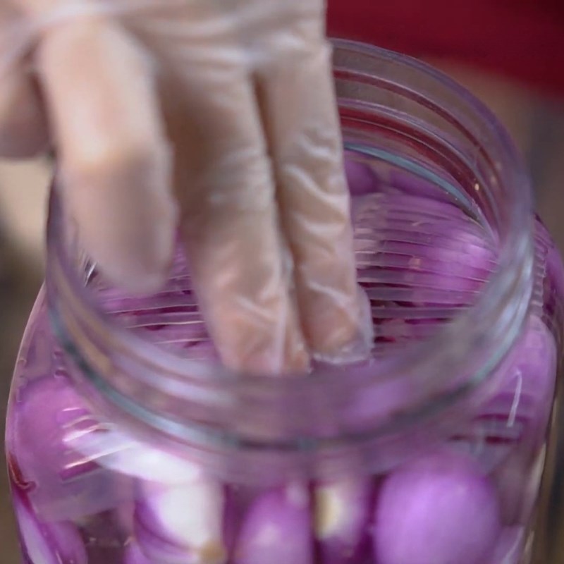 Bước 4 Hoàn thành món hành tím ngâm giấm Hành ngâm giấm