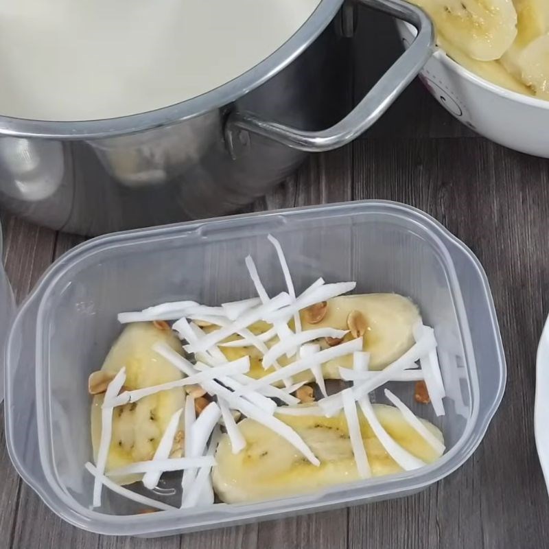 Bước 5 Hoàn thành và đông lạnh kem chuối Kem chuối sữa đặc