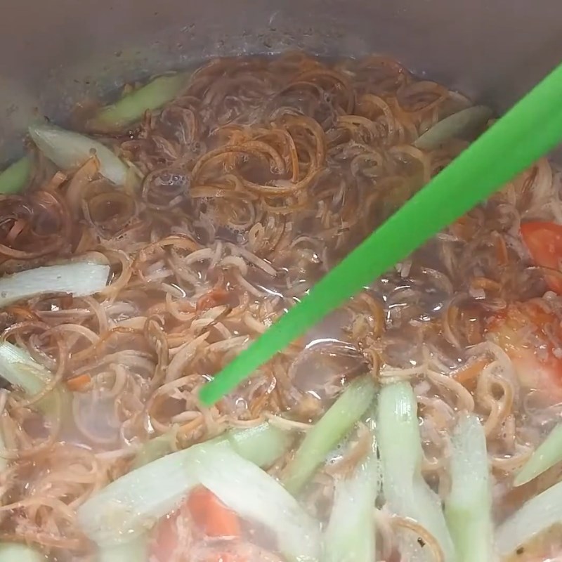 Bước 4 Hoàn thiện món canh chua bắp chuối Canh chua hoa chuối đầu cá hồi