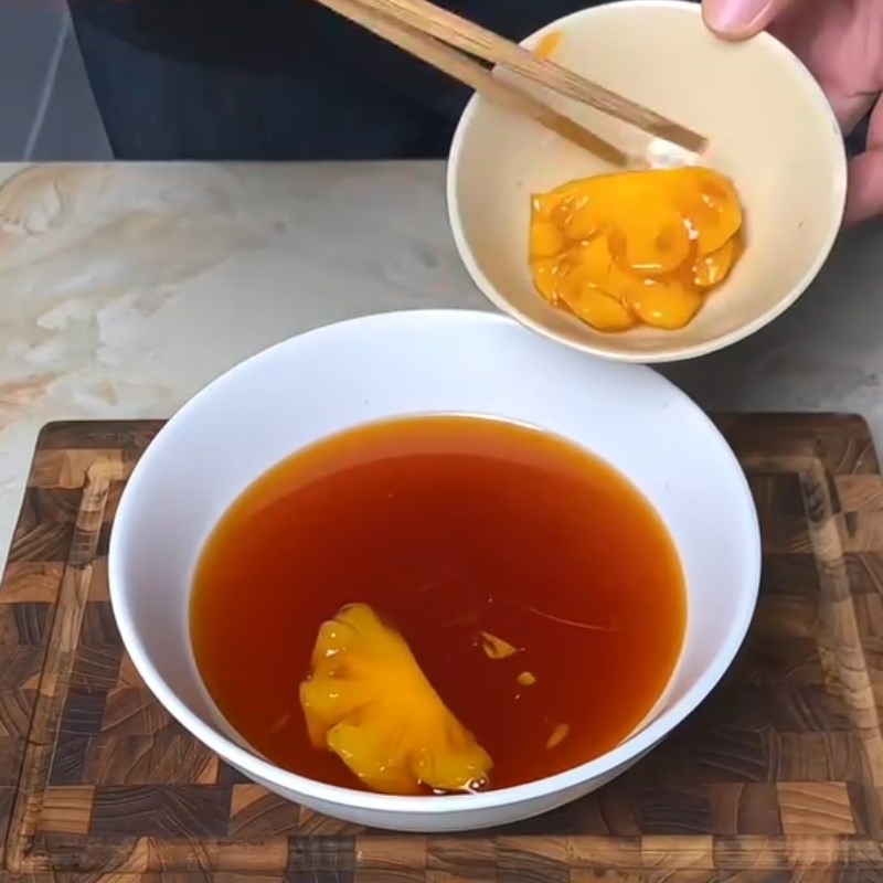 Bước 3 Hoàn thiện sốt mắm tỏi Sốt mắm tỏi