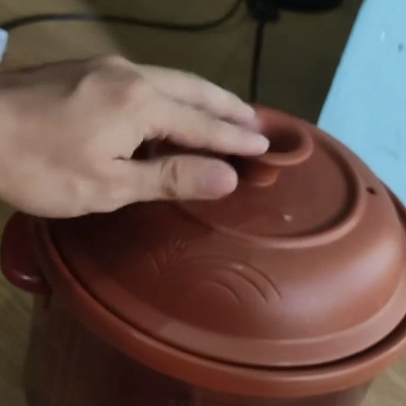 Bước 4 Kho cá bằng nồi nấu chậm cá kho bằng nồi nấu chậm