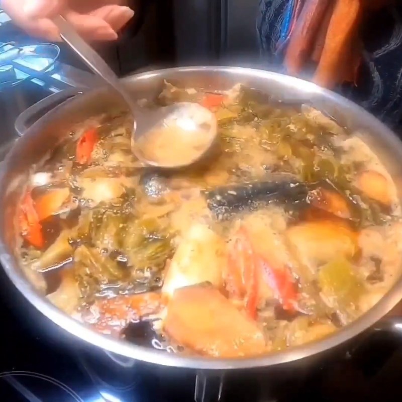 Bước 4 Kho cá lần một Cá nục kho riềng