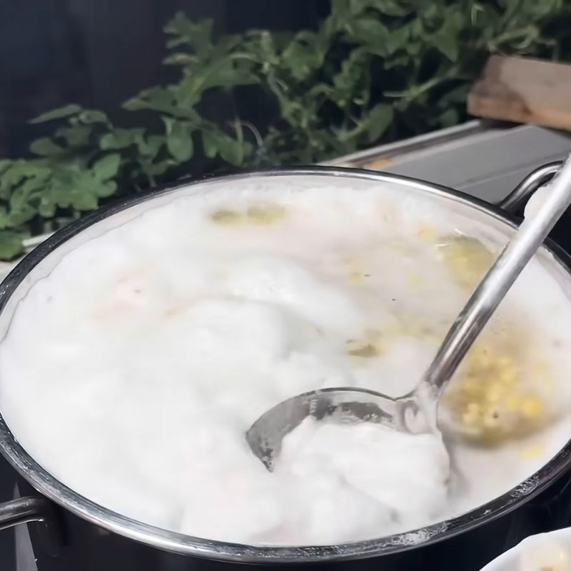 Bước 2 Luộc đậu nành chín mềm nước tương truyền thống