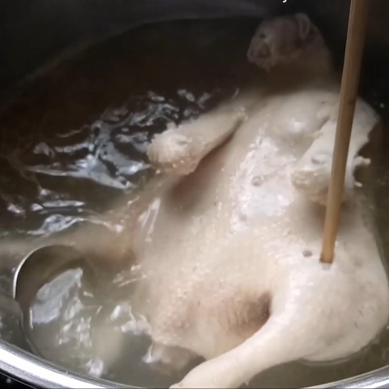 Bước 2 Luộc thịt vịt và nấu nồi cháo vịt Cháo vịt miền Tây