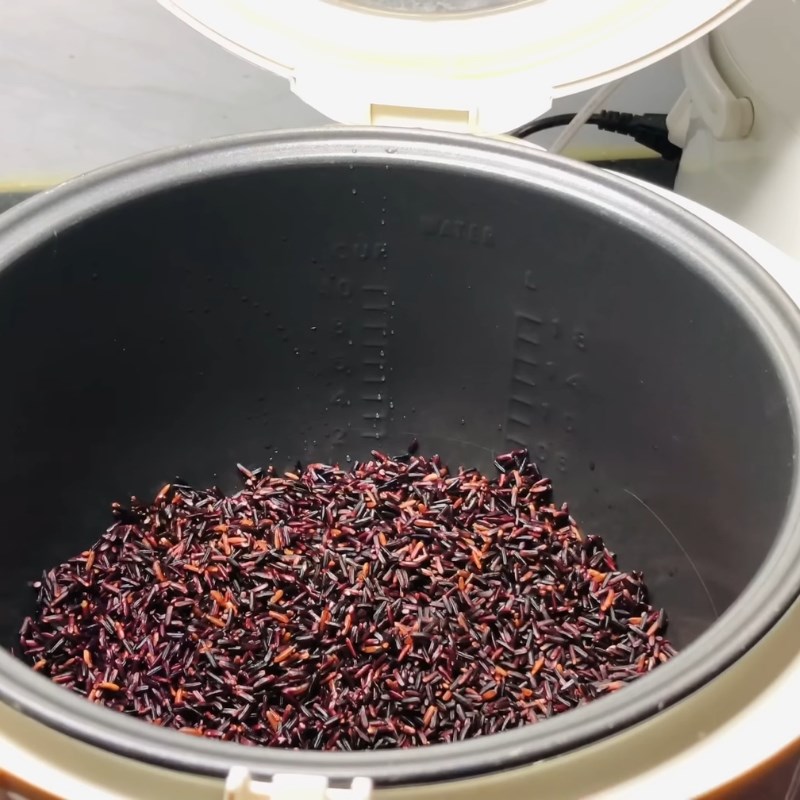 Bước 2 Nấu cơm gạo lứt không cần ngâm Gạo lứt nấu không cần ngâm