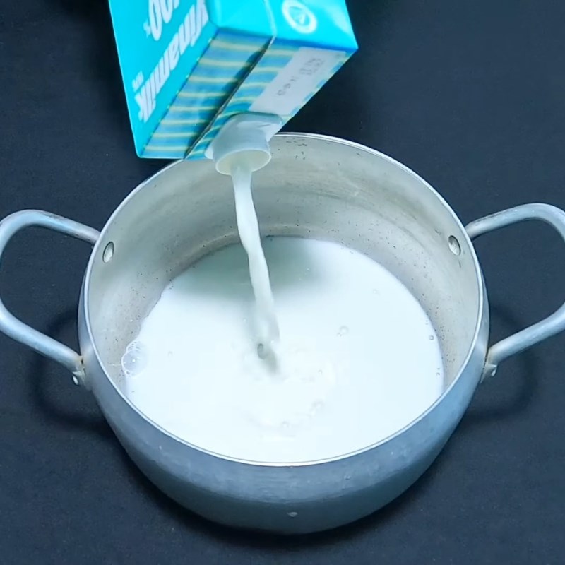 Bước 1 Nấu hỗn hợp sữa Sữa chua không cần ủ