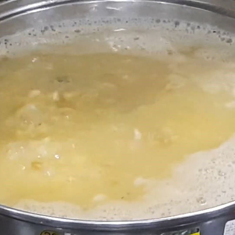 Bước 2 Nấu nước dùng lẩu thỏ đậm đà lẩu thỏ