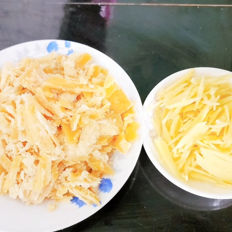 Bước 5 Nấu nước đường gừng thơm lừng Tàu hũ Singapore lá dứa