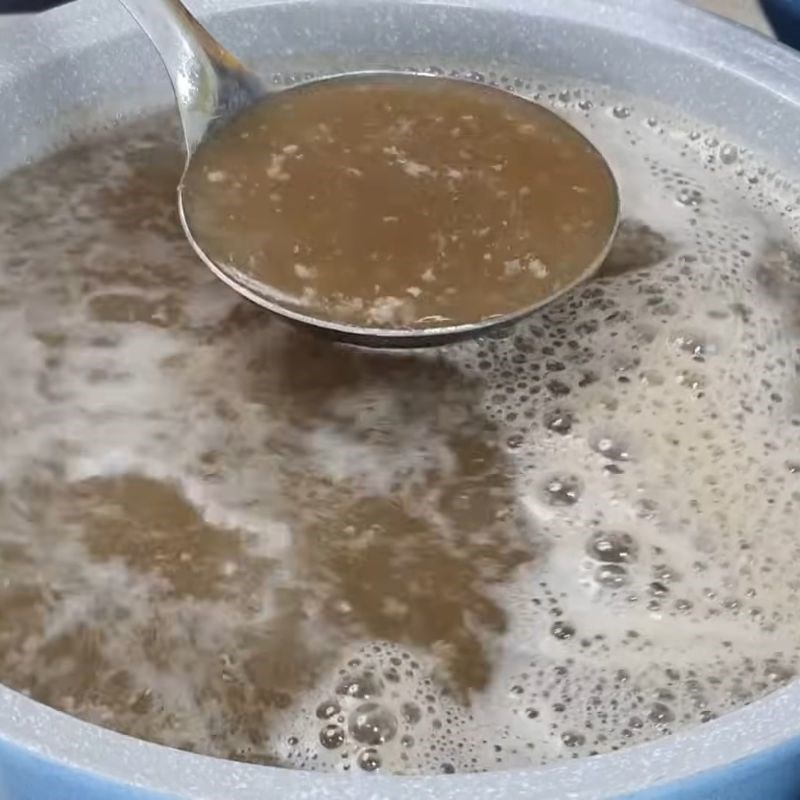 Bước 8 Nấu nước lẩu riêu cua chuẩn vị Lẩu riêu cua thập cẩm