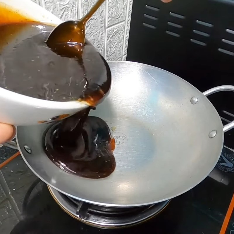 Bước 2 Nấu nước sốt xào đa năng sánh mịn Sốt xào đa năng