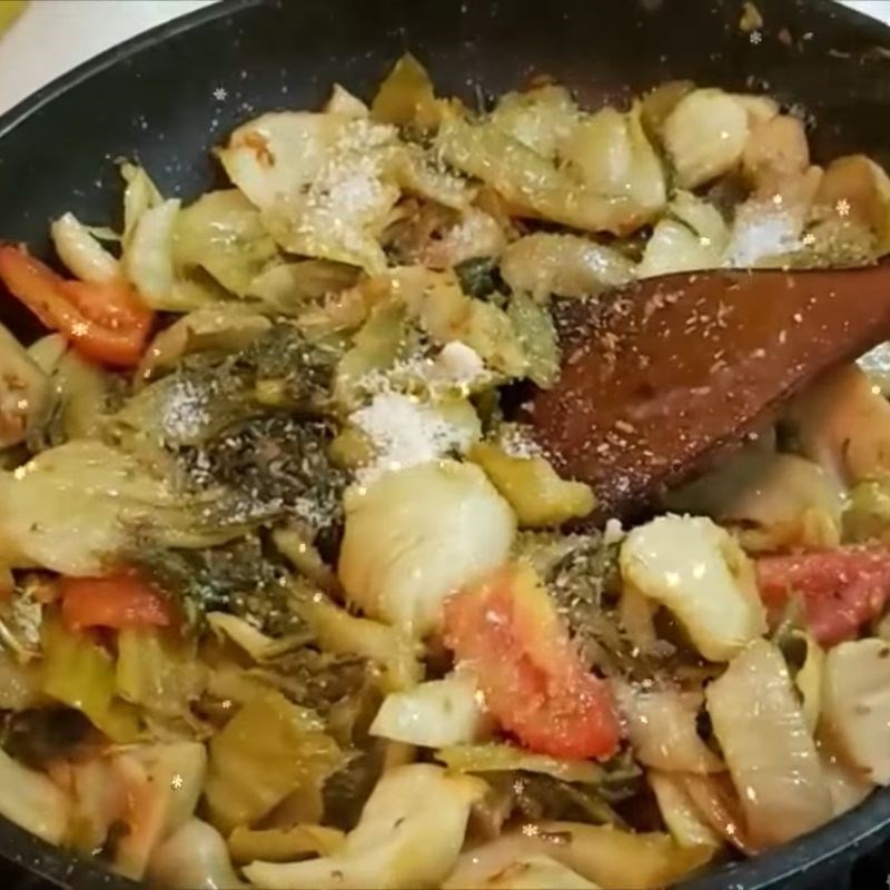 Bước 3 Nêm nếm gia vị cho nồi dưa cá chép giòn om dưa