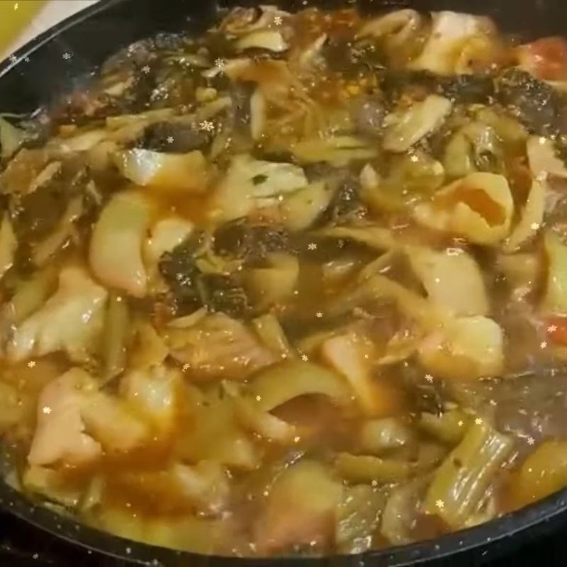 Bước 3 Nêm nếm gia vị cho nồi dưa cá chép giòn om dưa