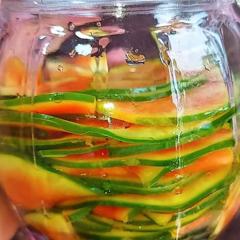 Bước 2 Ngâm đu đủ với nước mắm chay lần 1 Mắm đu đủ chay