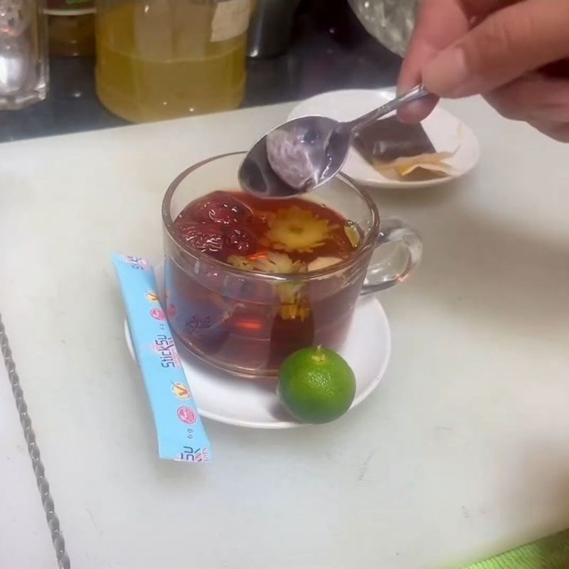 Bước 3 Ngâm trà và thêm hương vị trà Lipton nóng