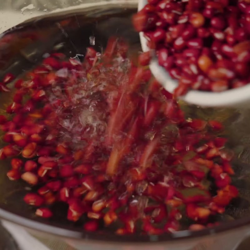 Bước 2 Ninh đậu đỏ mềm bùi Chè đậu đỏ bột năng