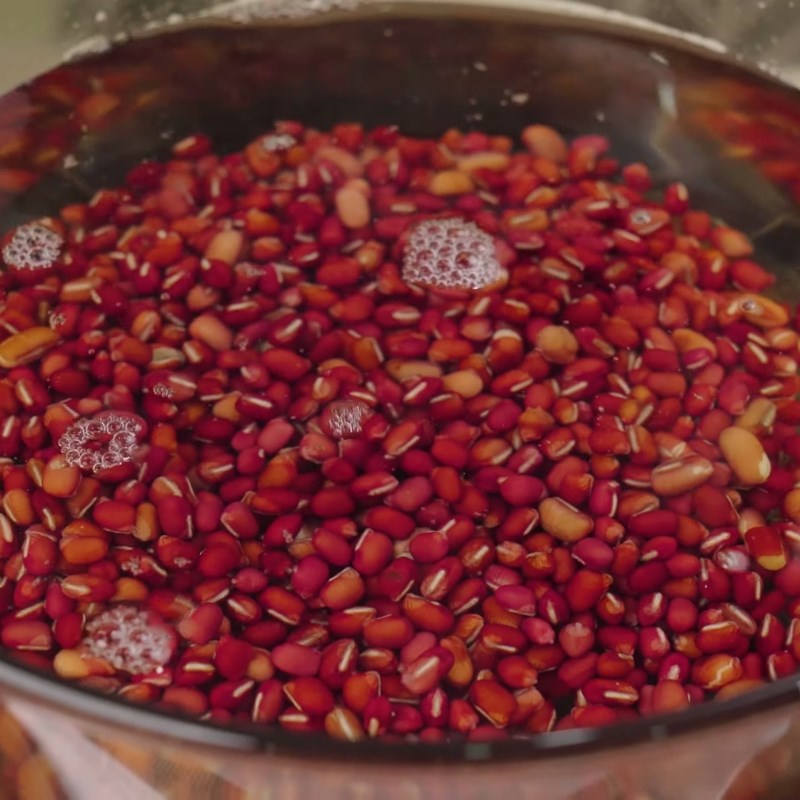 Bước 2 Ninh đậu đỏ mềm bùi Chè đậu đỏ bột năng