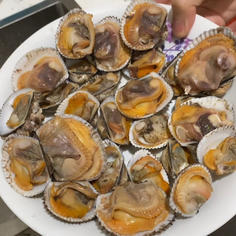 Bước 2 Nướng sơ sò lông bằng nồi chiên không dầu sò lông nướng mỡ hành bằng nồi chiên không dầu