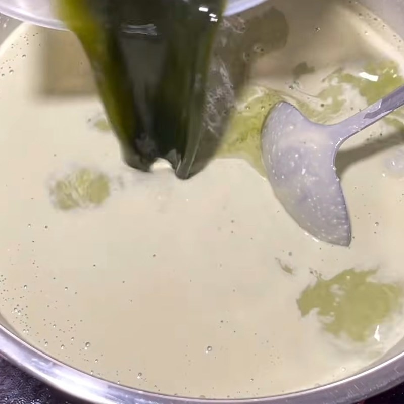 Bước 2 Pha bột bánh lá thúi địch Bánh lá thúi địch