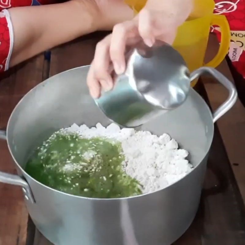 Bước 4 Pha bột và nấu bánh lọt dai ngon Tàu hũ bánh lọt