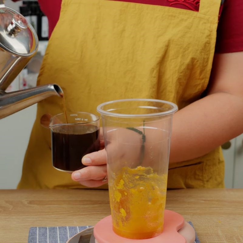 Bước 4 Pha chế trà xoài chanh leo hoàn chỉnh Trà xoài chanh leo