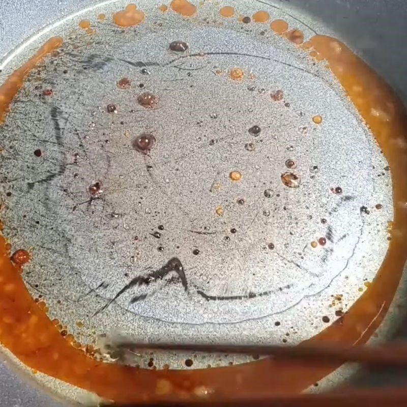 Bước 3 Rang thịt ba chỉ và làm nước màu Tôm rim thịt ba chỉ