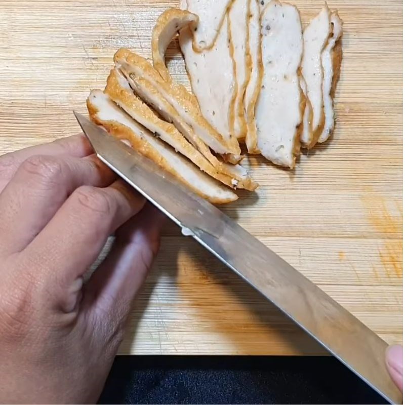 Bước 1 Sơ chế bắp chuối và các nguyên liệu gỏi chay gỏi bắp chuối chay