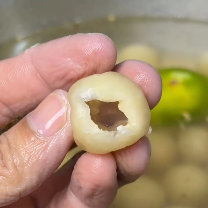 Bước 1 Sơ chế cà pháo Mứt cà pháo