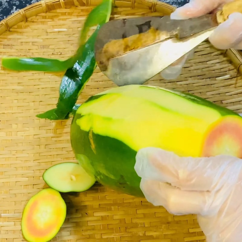 Bước 1 Sơ chế đu đủ giòn sần sật Mắm đu đủ cá linh