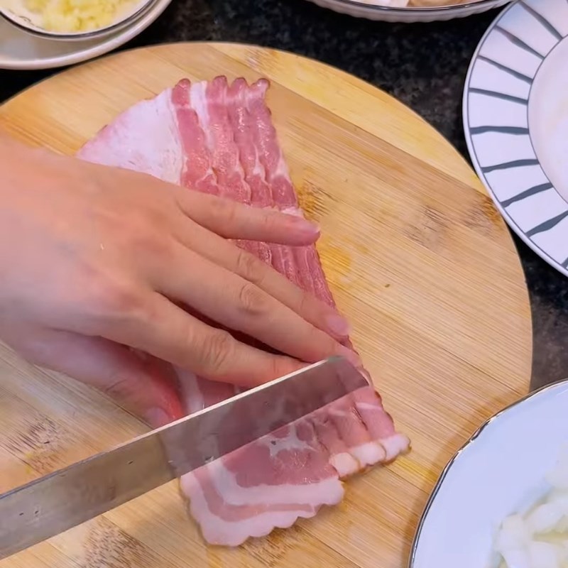 Bước 2 Sơ chế các nguyên liệu khác Nui sốt kem