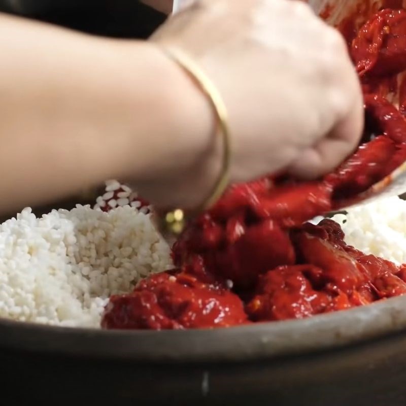 Bước 1 Sơ chế gạo nếp và gấc xôi gấc miền Bắc