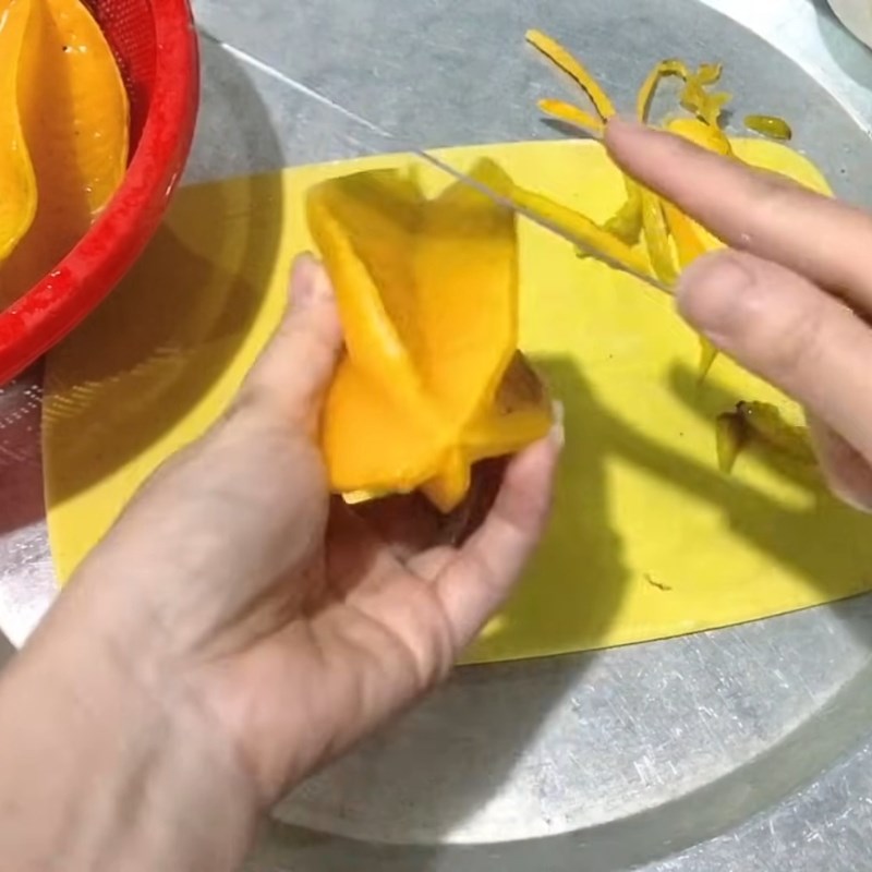 Bước 1 Sơ chế khế tươi sạch Khế chua ngâm đường phèn