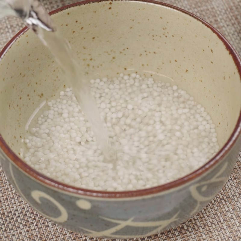 Bước 1 Sơ chế nguyên liệu Chè đậu đỏ bột năng